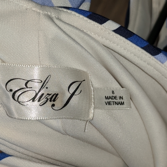 Eliza J Size 8 Shift Stretch Tank Dress - Picture 2 of 8